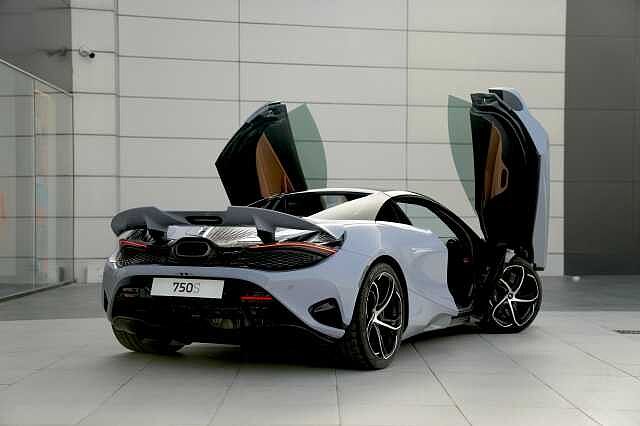 750S Spider