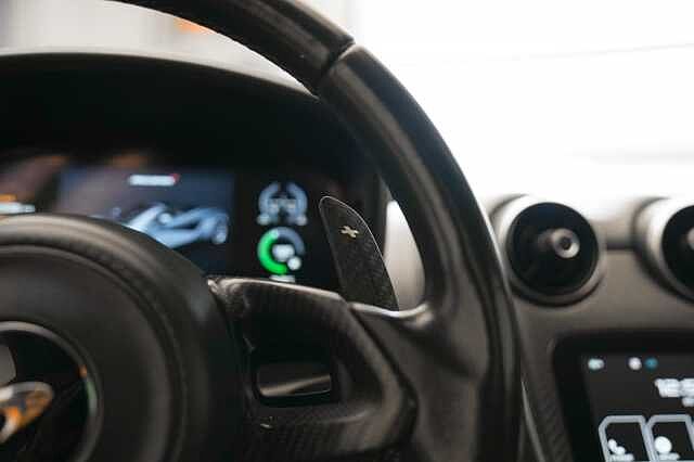 570S Spider