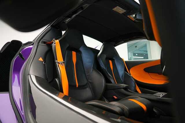 570S Spider