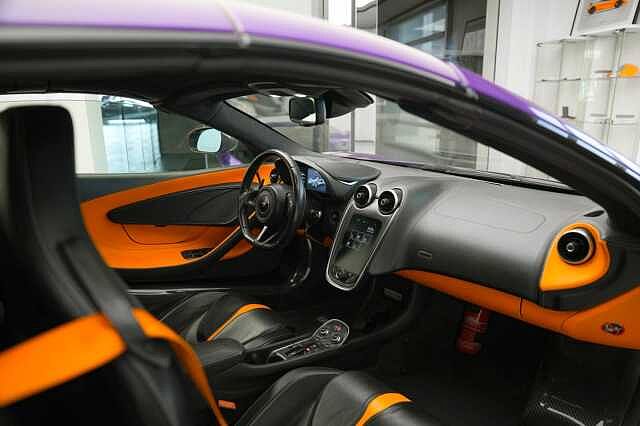 570S Spider