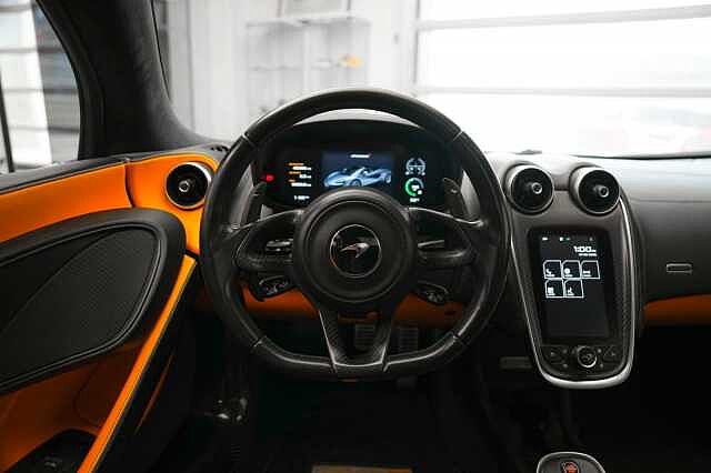570S Spider