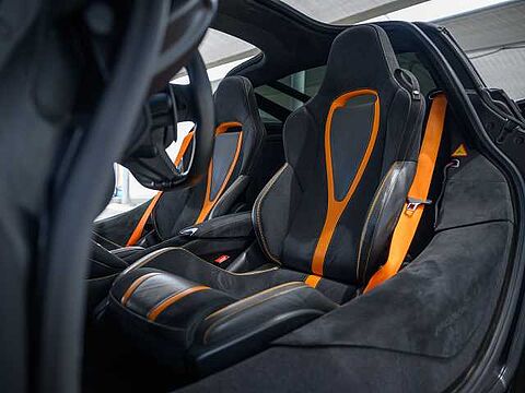 mclaren-vehicle-image